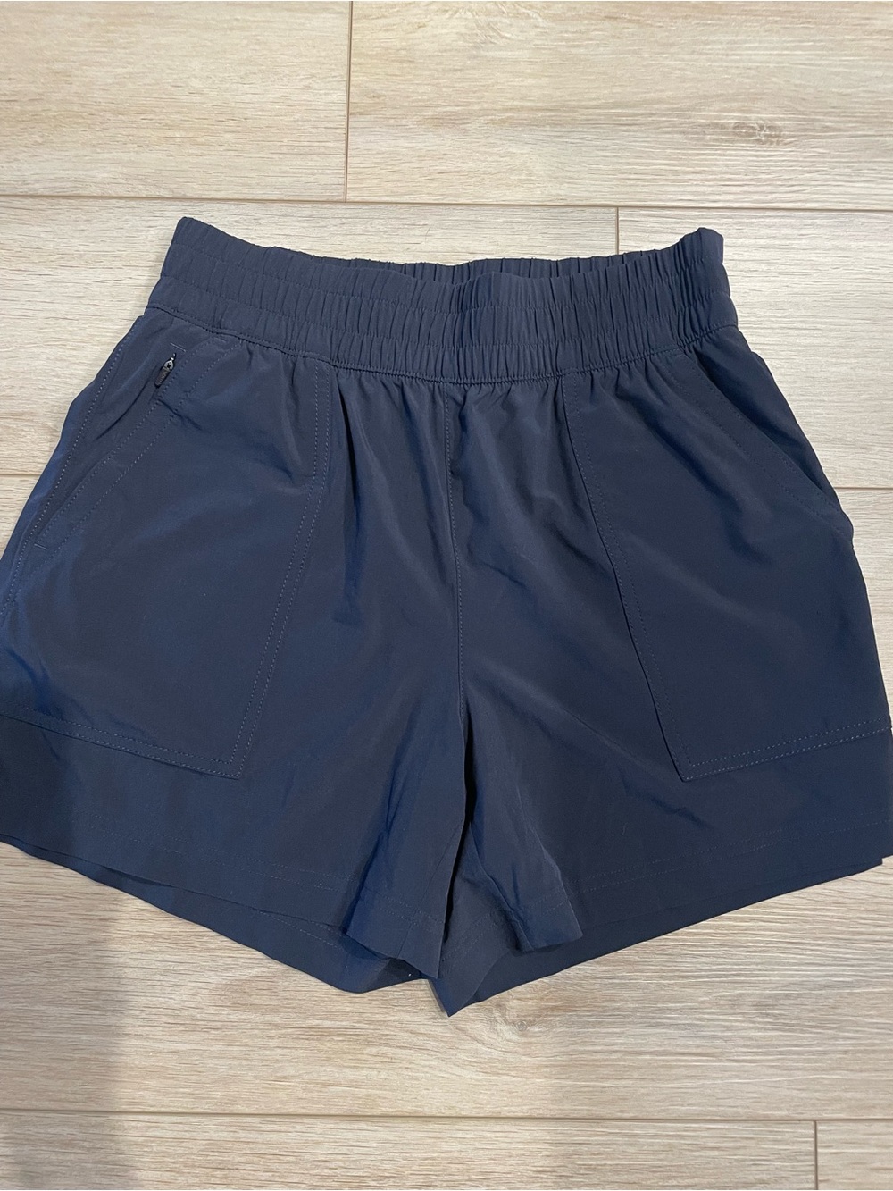 Athleta Navy Blue Lightweight Shorts size small